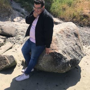 Meet your Posher, Noel